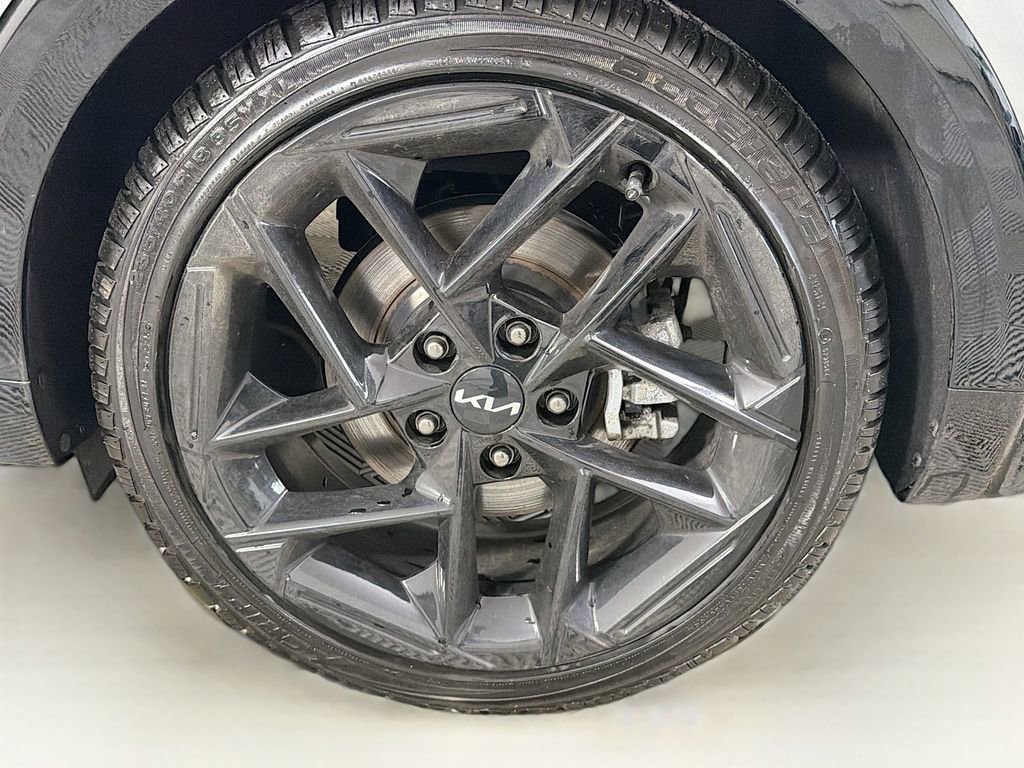 Used 2025 Kia K4 GT-Line Turbo image 36
