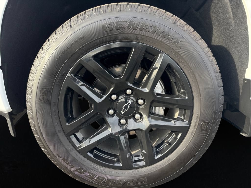 Certified 2025 Chevrolet Silverado 1500 Custom w/ Rally Edition RWD image 9