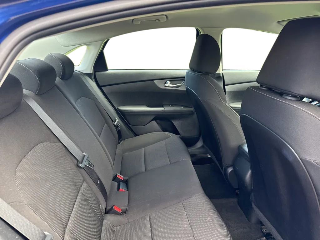 Used 2019 Kia Forte LXS FWD image 30