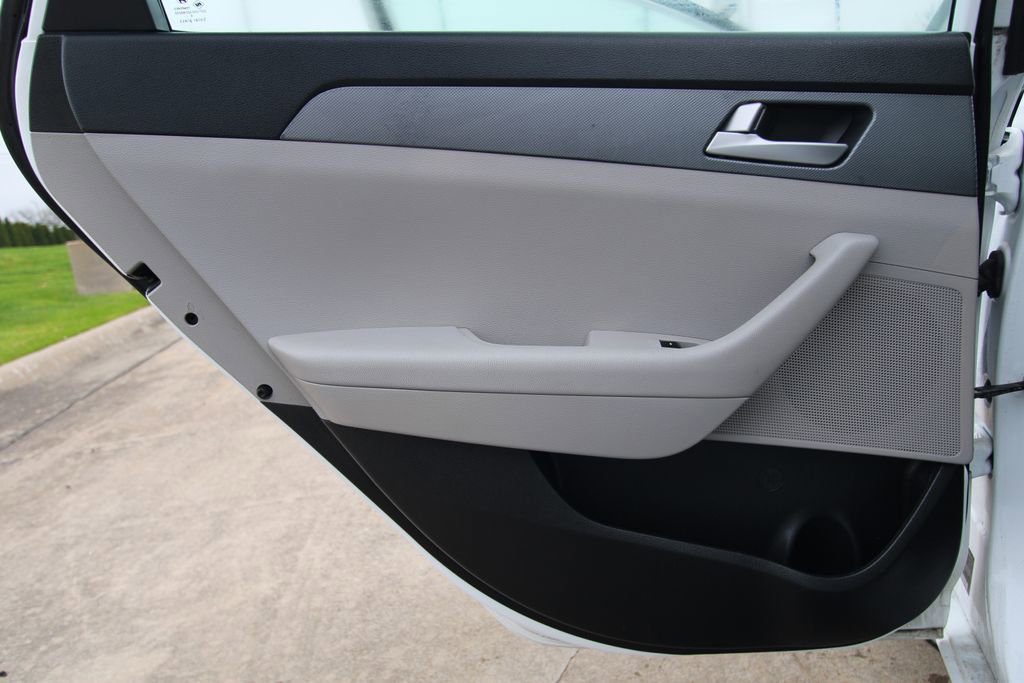 Used 2017 Hyundai Sonata SE image 30