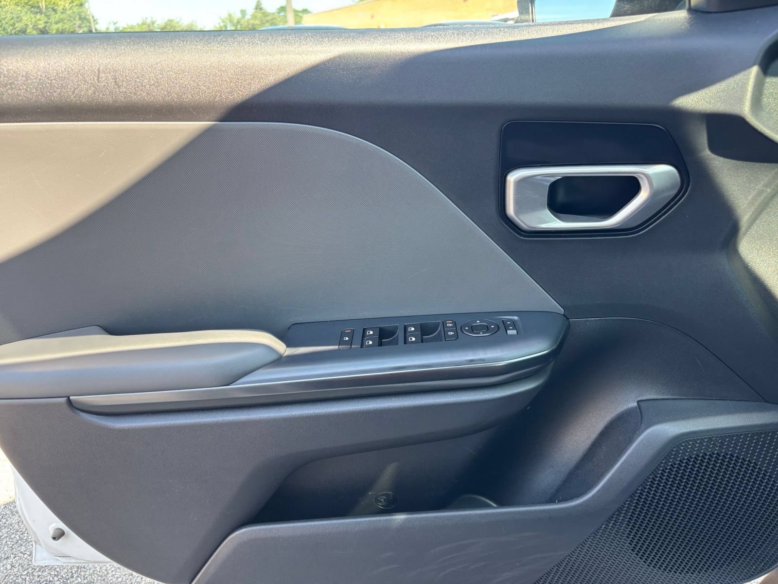 Used 2025 Kia K4 FWD image 18