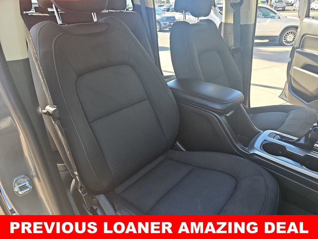 Used 2022 Chevrolet Colorado LT w/ LT Convenience Package image 10