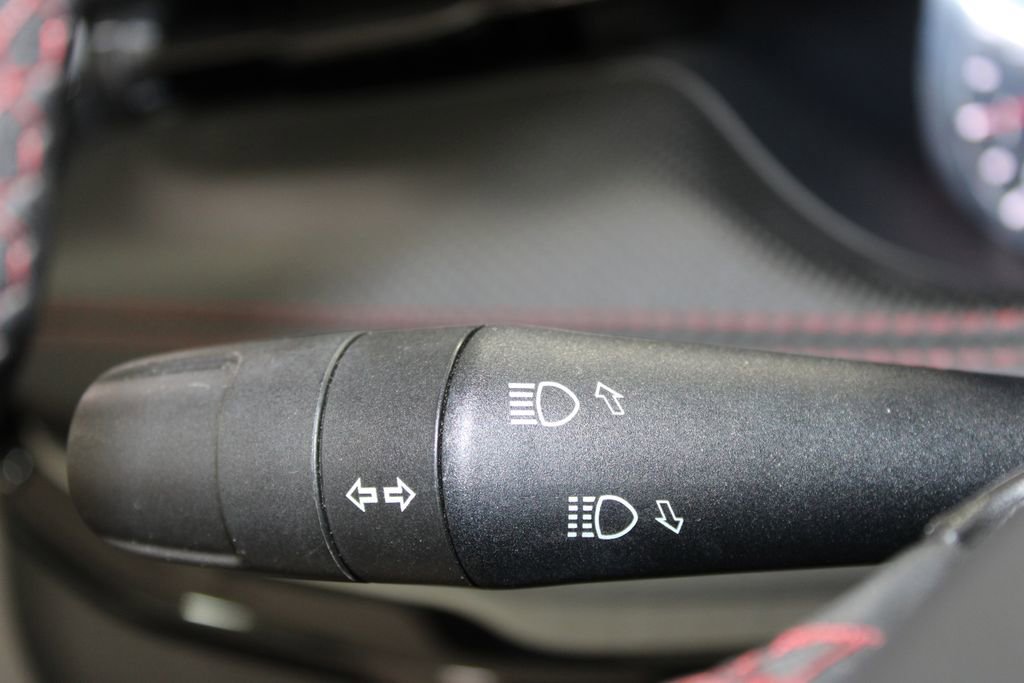 Used 2025 Jeep Compass Trailhawk image 46