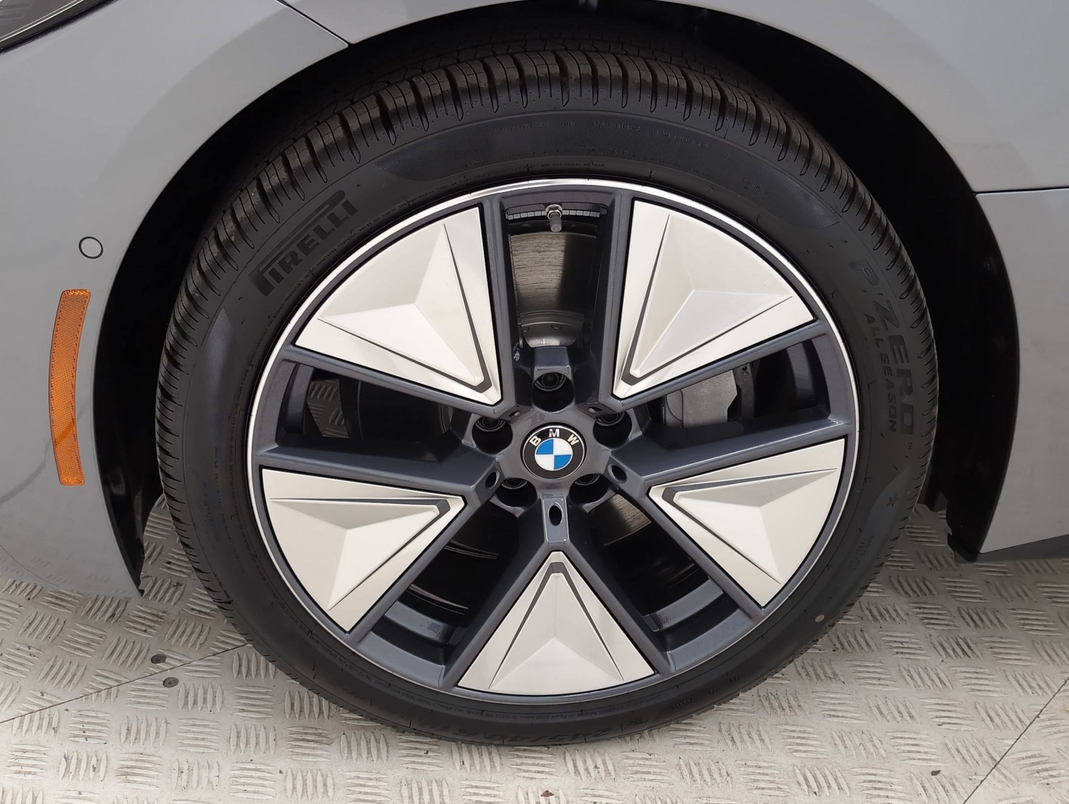 Certified 2025 BMW i4 eDrive40 w/ Premium Package image 11