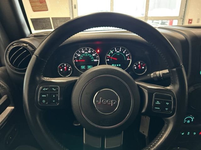 Used 2017 Jeep Wrangler Unlimited Sahara image 9