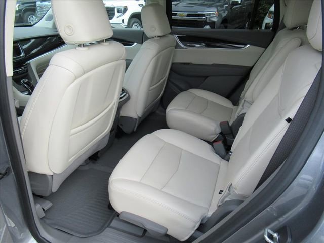 Used 2020 Cadillac XT6 Premium Luxury AWD/4WD image 38