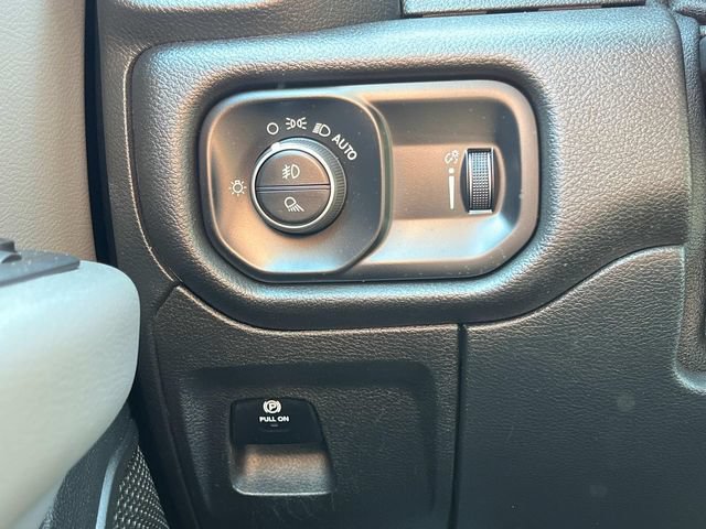 Certified 2020 RAM 1500 Big Horn RWD image 22