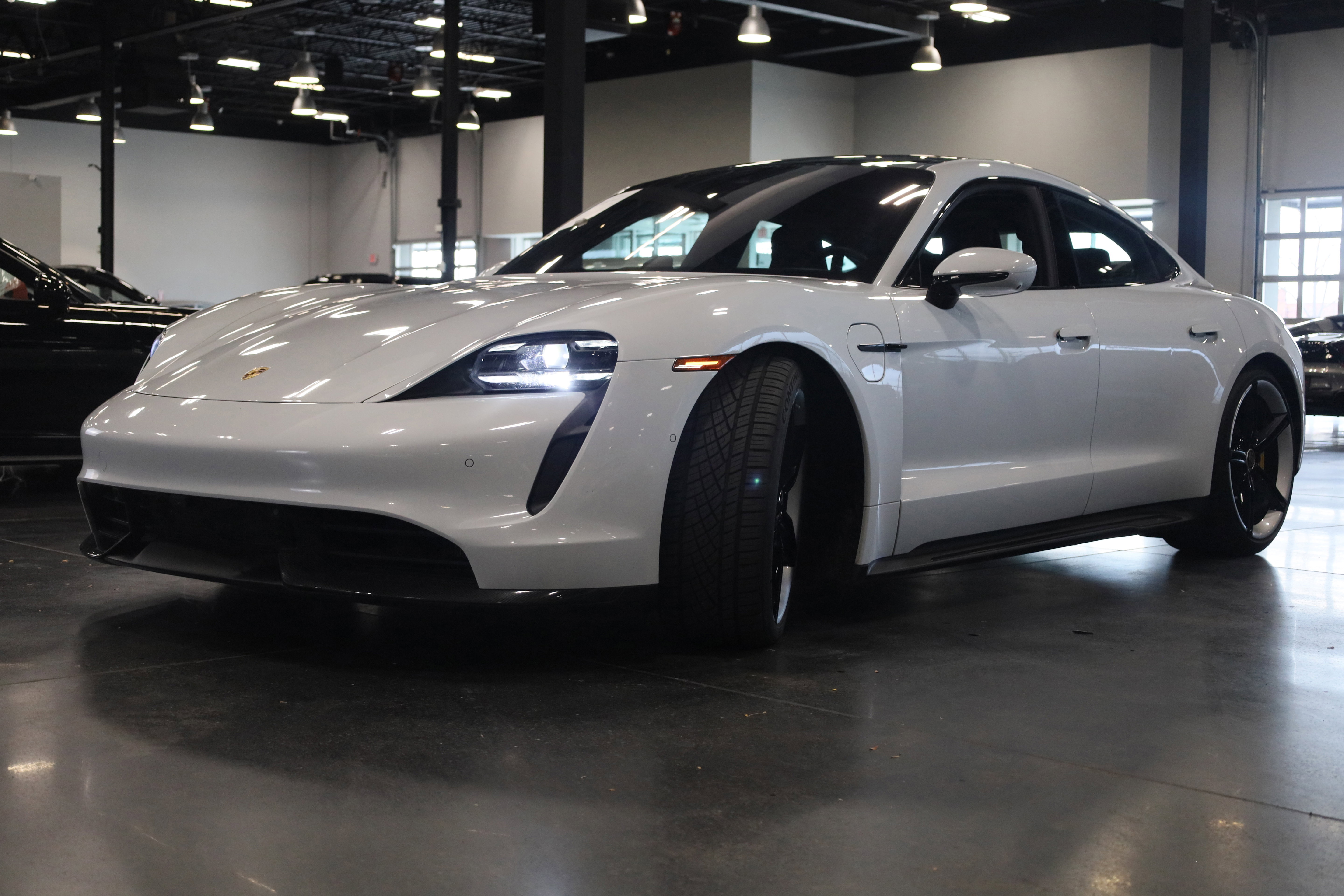 Used 2020 Porsche Taycan Turbo S image 3