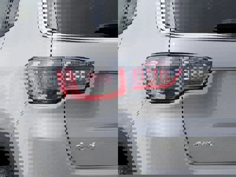 New 2026 Jeep Compass Limited image 9