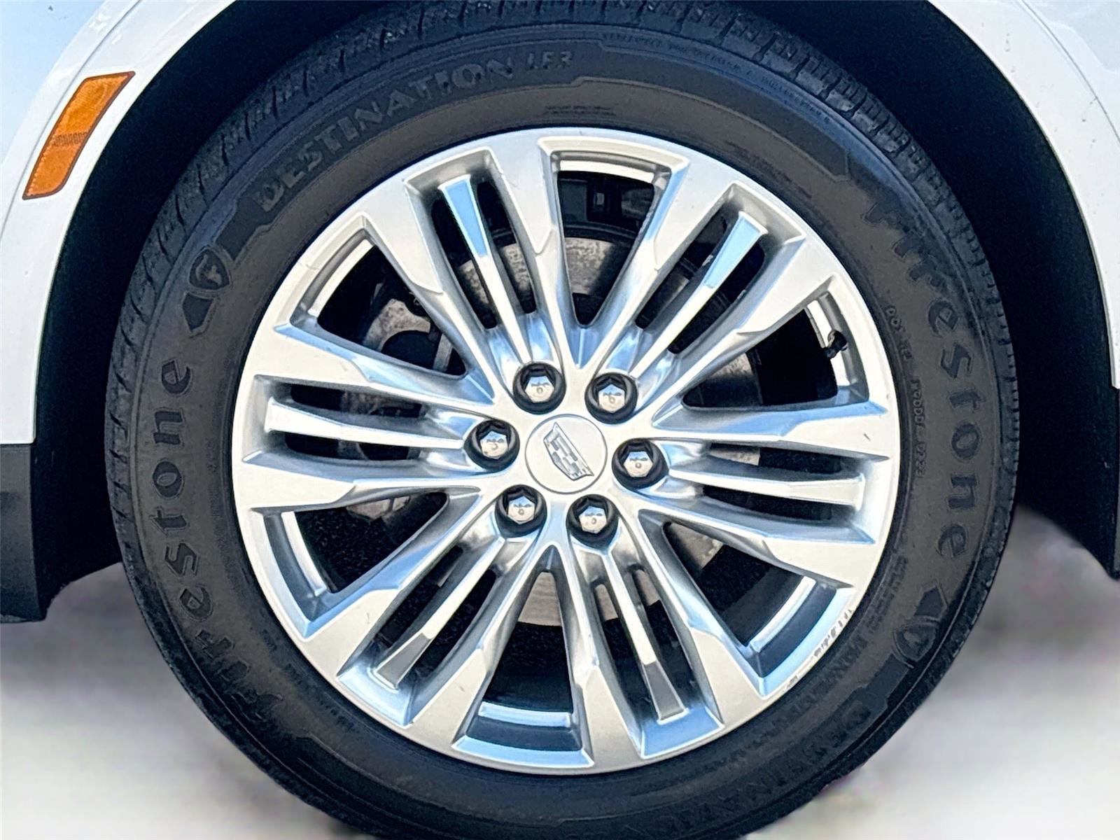 Used 2017 Cadillac XT5 Premium Luxury image 31