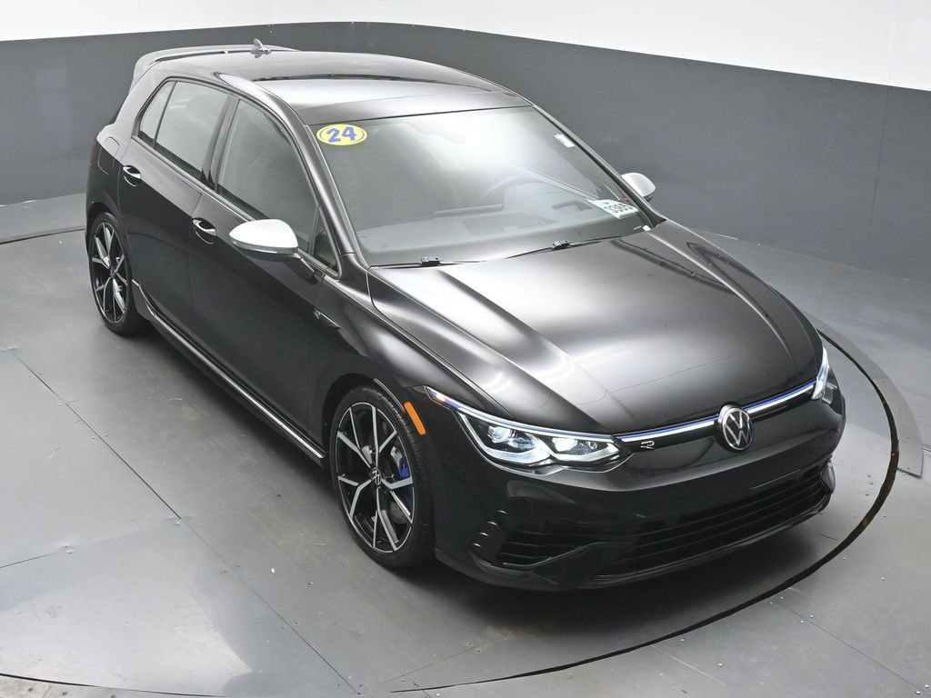 Used 2024 Volkswagen Golf R image 40