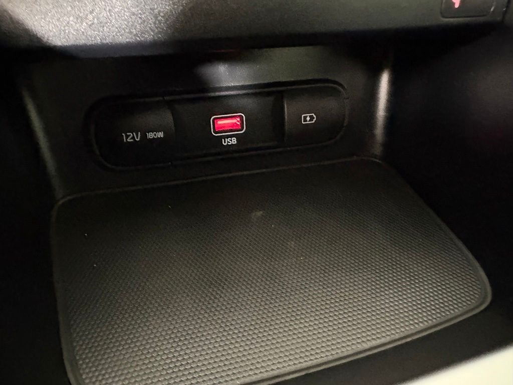 Used 2022 Kia Forte GT w/ GT Technology Package FWD image 34