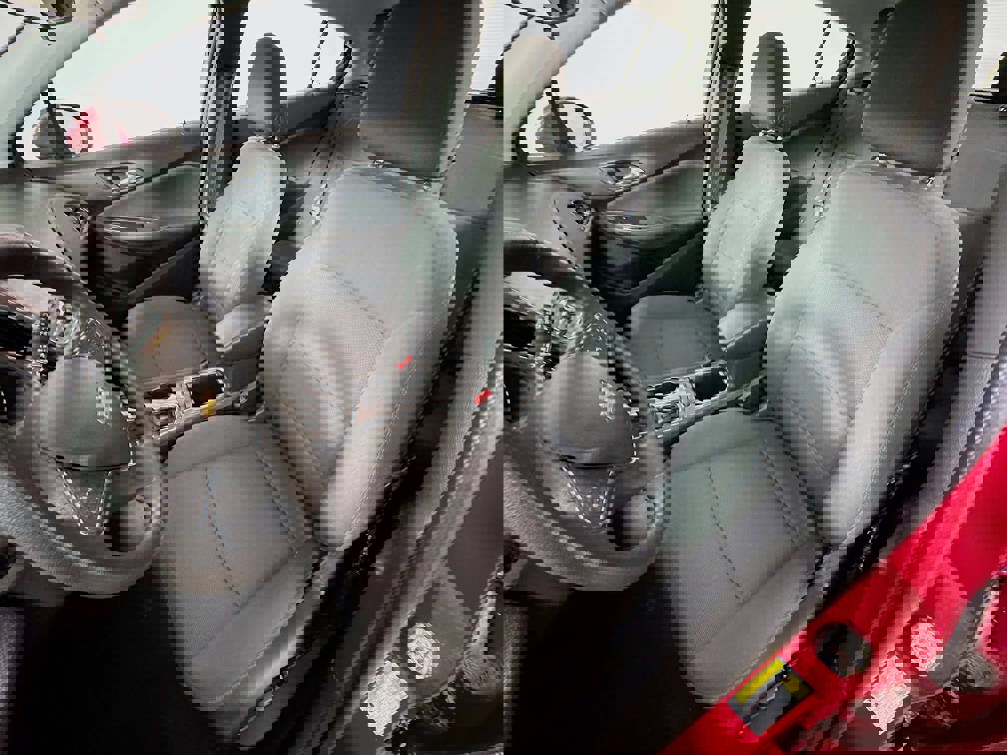 Used 2019 Chevrolet Cruze LT w/ Convenience Package image 14