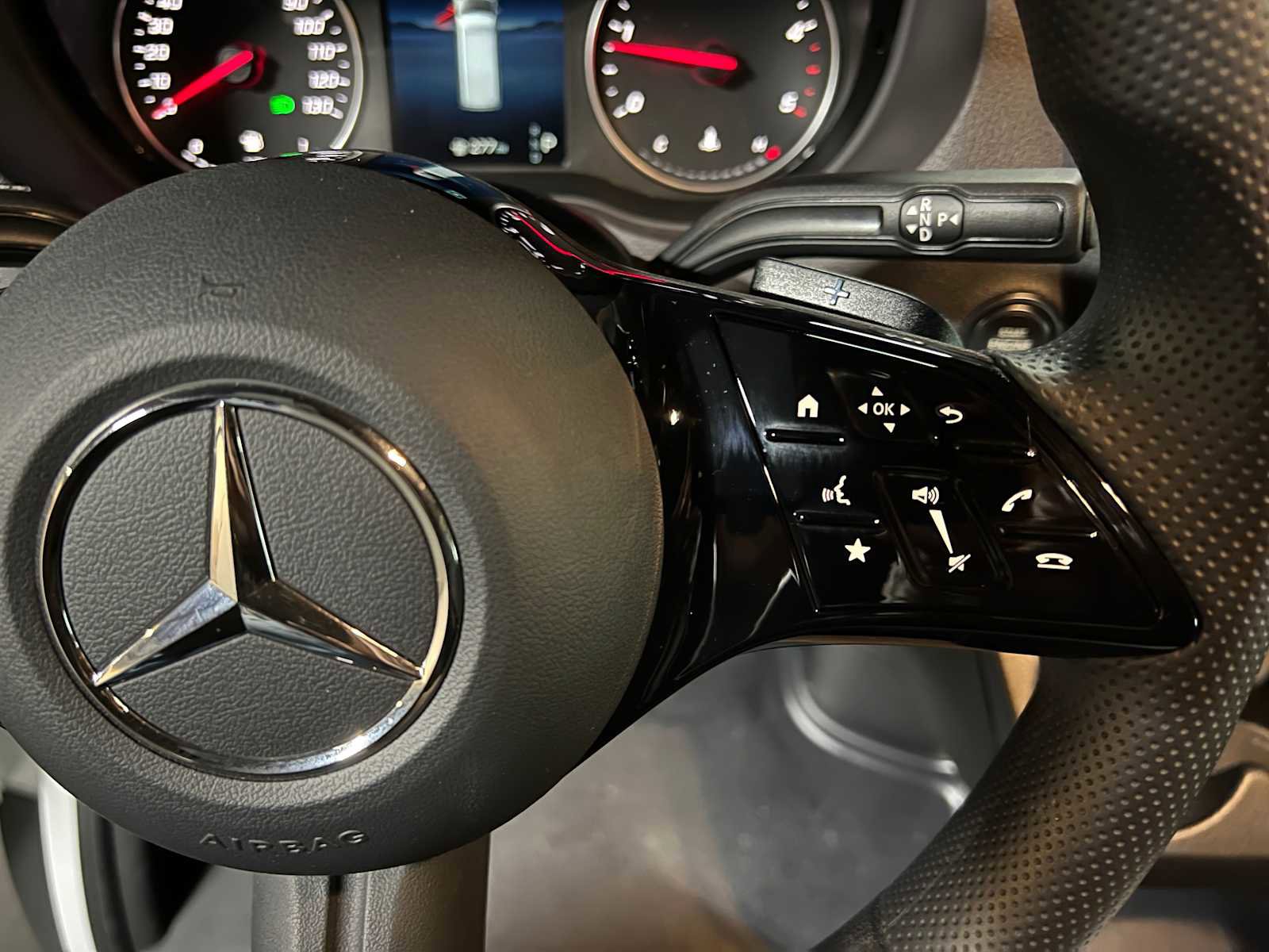 Used 2025 Mercedes-Benz Sprinter 2500 image 22