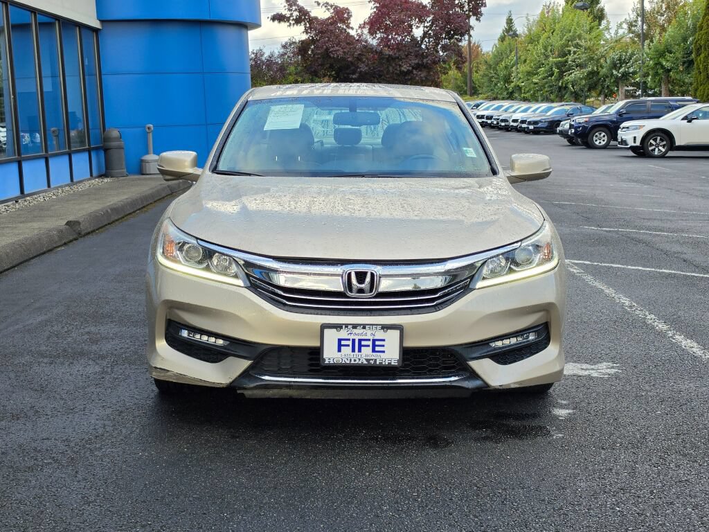 Certified 2017 Honda Accord EX-L image 8
