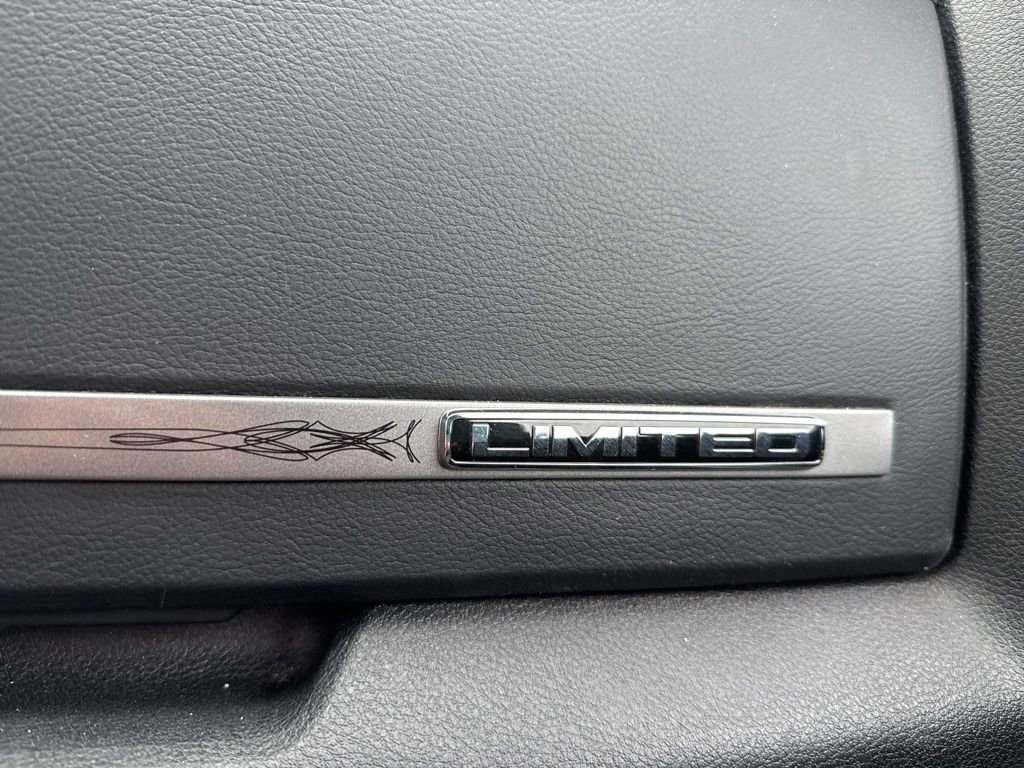 Used 2017 RAM 3500 Laramie Longhorn image 37