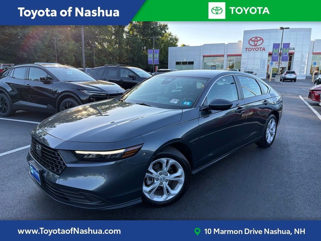 Used 2025 Honda Accord LX image 1