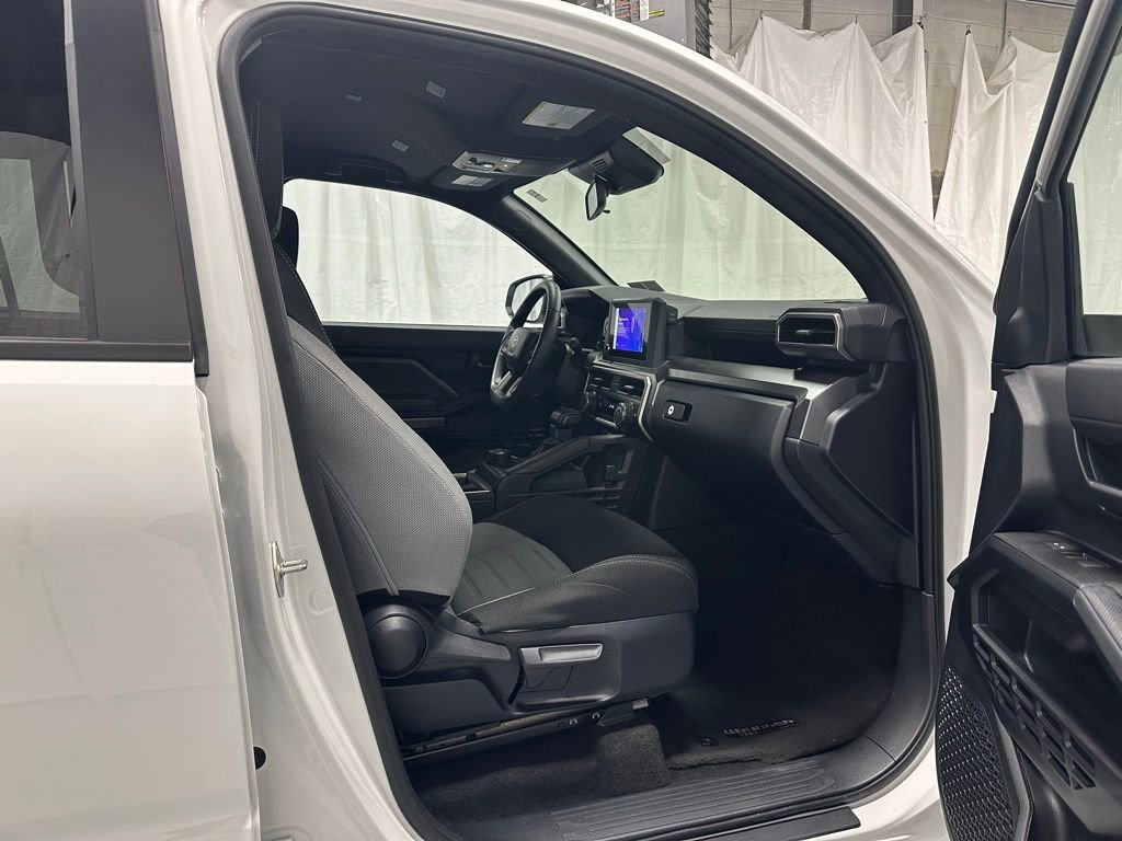 Used 2025 Toyota 4Runner TRD Off-Road image 55