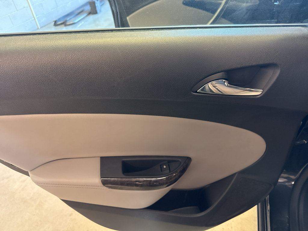 Used 2015 Buick Verano FWD image 27