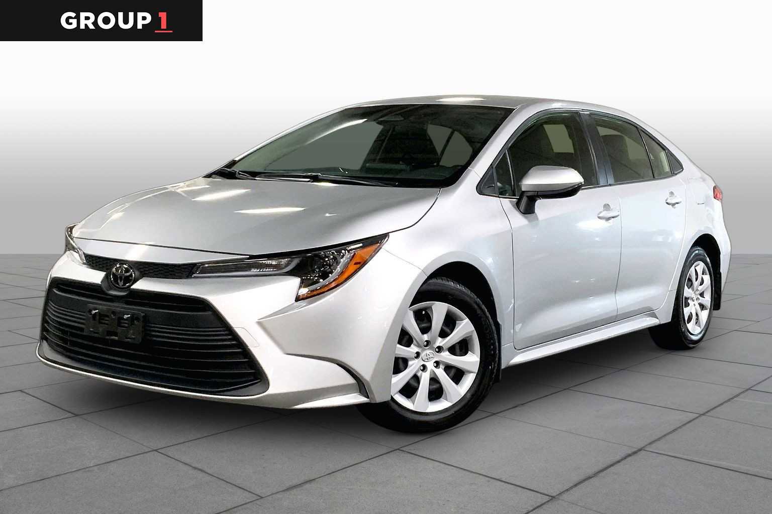 Used 2023 Toyota Corolla LE w/ Carpet Mat Package (TMS) FWD image 1