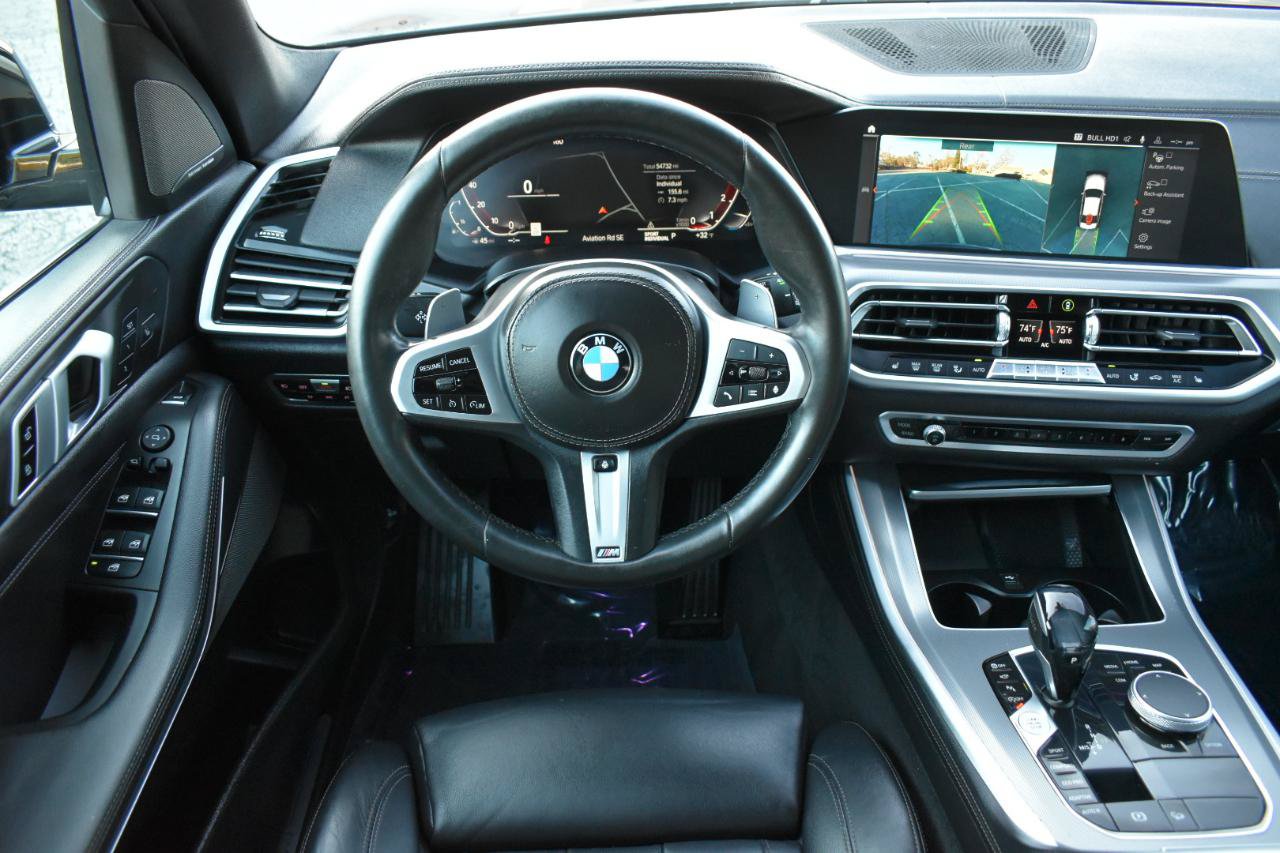 Used 2019 BMW X5 xDrive50i w/ Parking Assistance Package AWD/4WD image 12