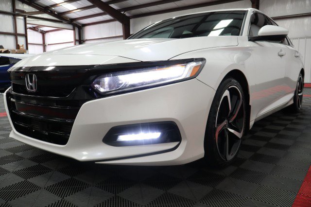 Used 2018 Honda Accord Sport image 23