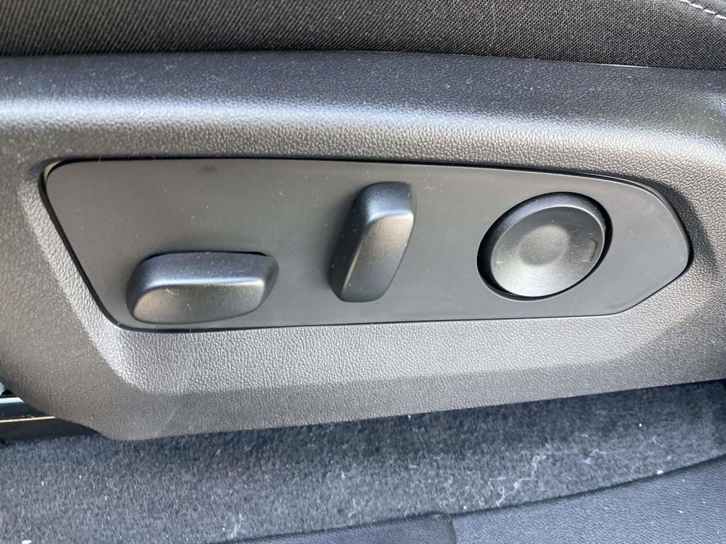 New 2026 Chevrolet Colorado LT RWD image 17