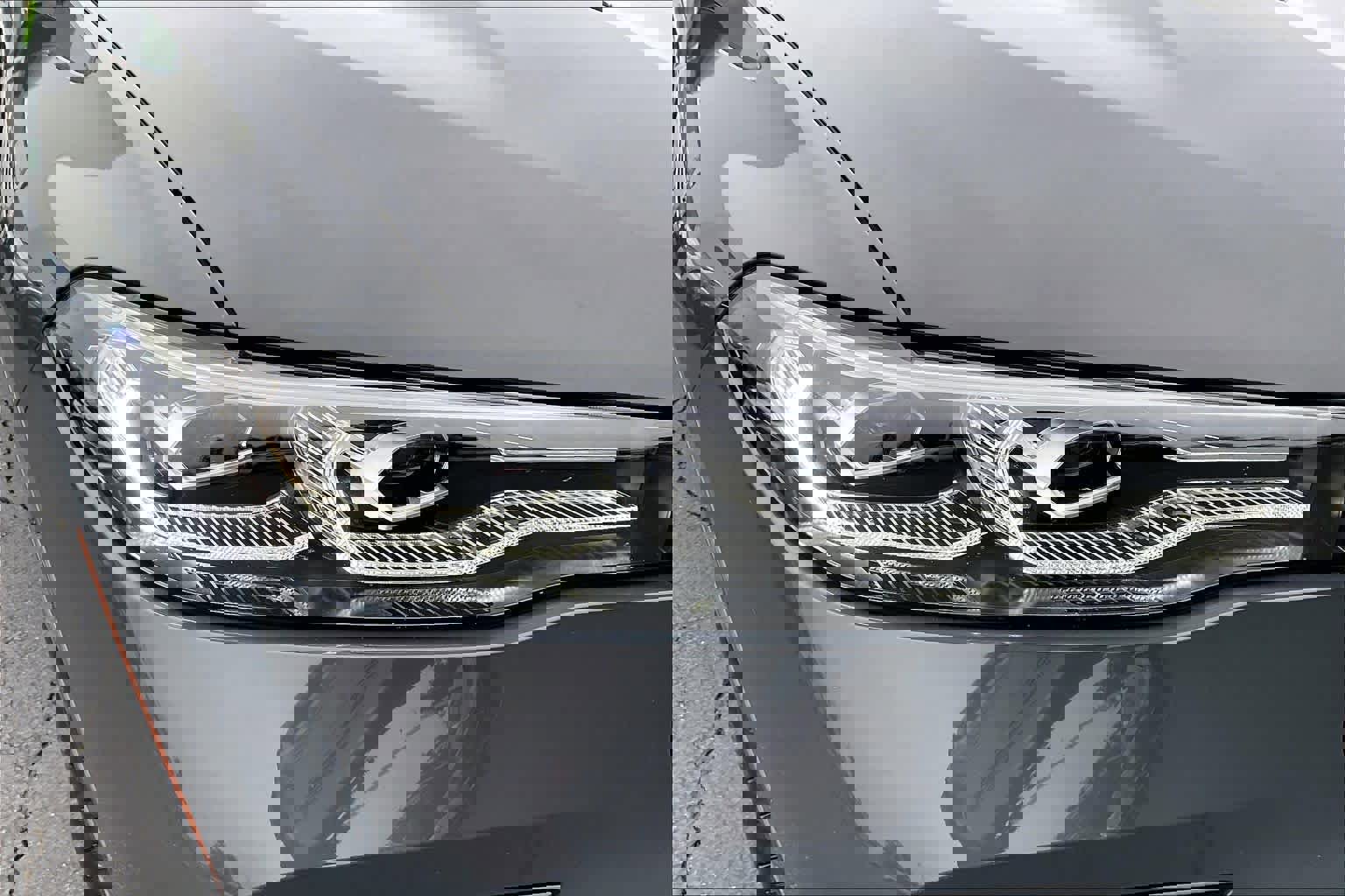 Used 2022 BMW X7 xDrive40i w/ M Sport Package image 30