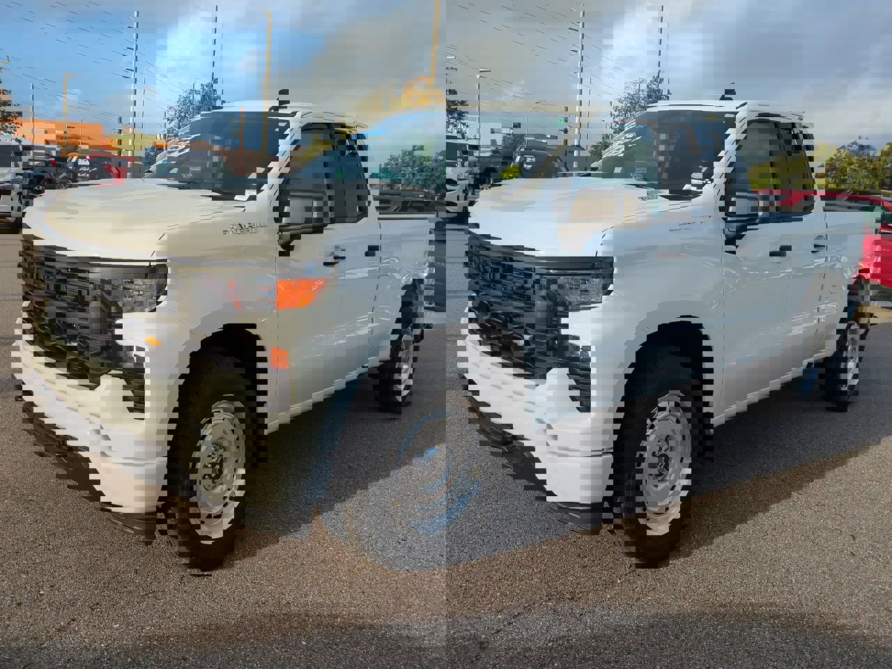Used 2025 Chevrolet Silverado 1500 Custom image 8