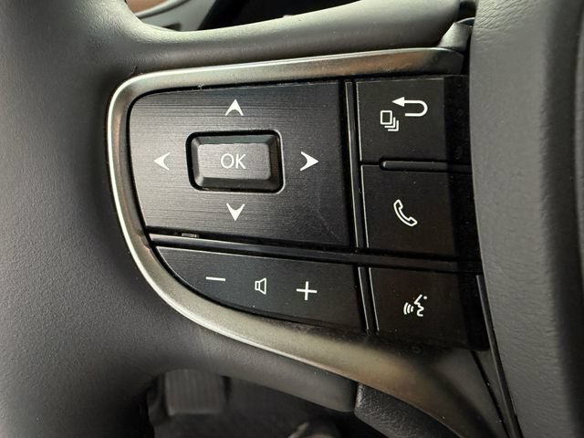 Used 2025 Lexus ES 300h w/ Technology Package FWD image 10