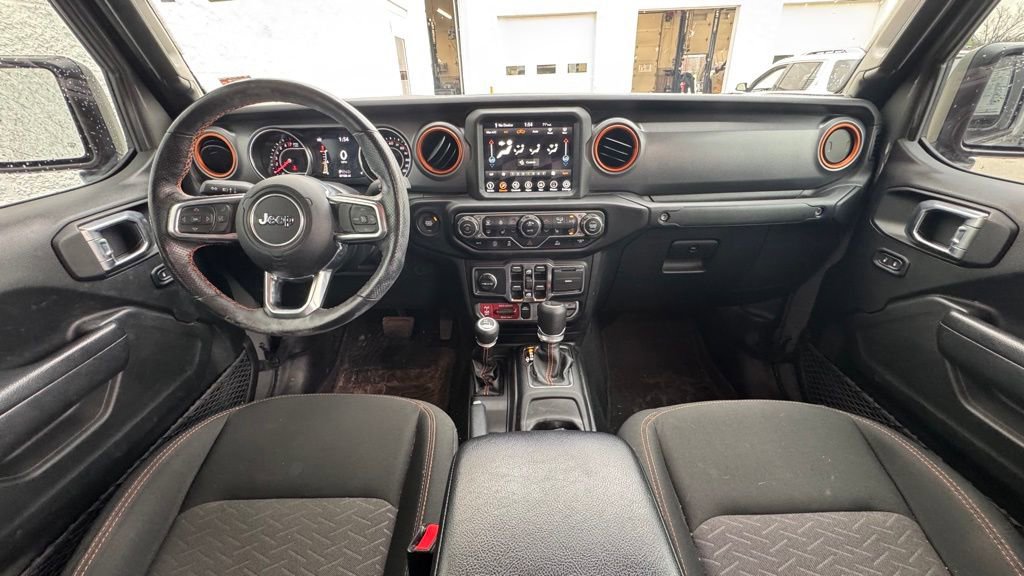 Used 2022 Jeep Gladiator Mojave w/ Cold Weather Group image 11