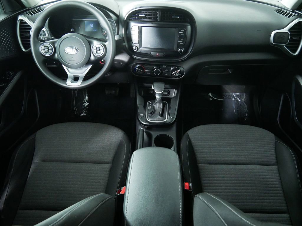 Used 2020 Kia Soul S image 19