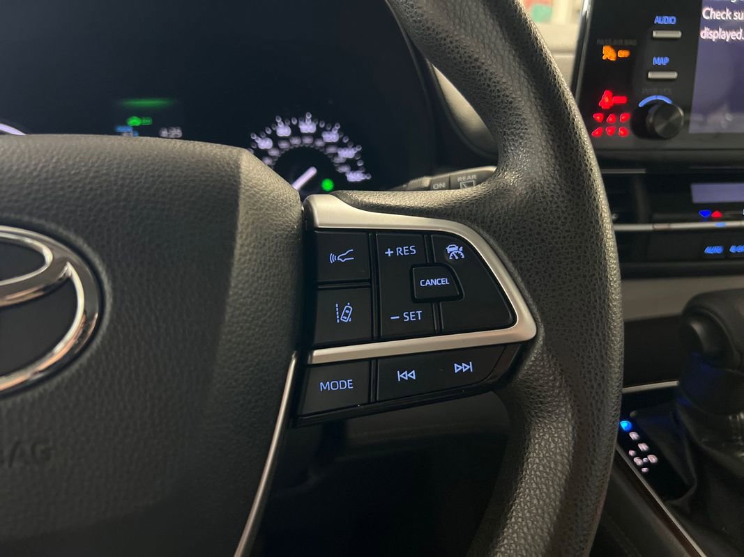 Used 2021 Toyota Sienna LE image 82