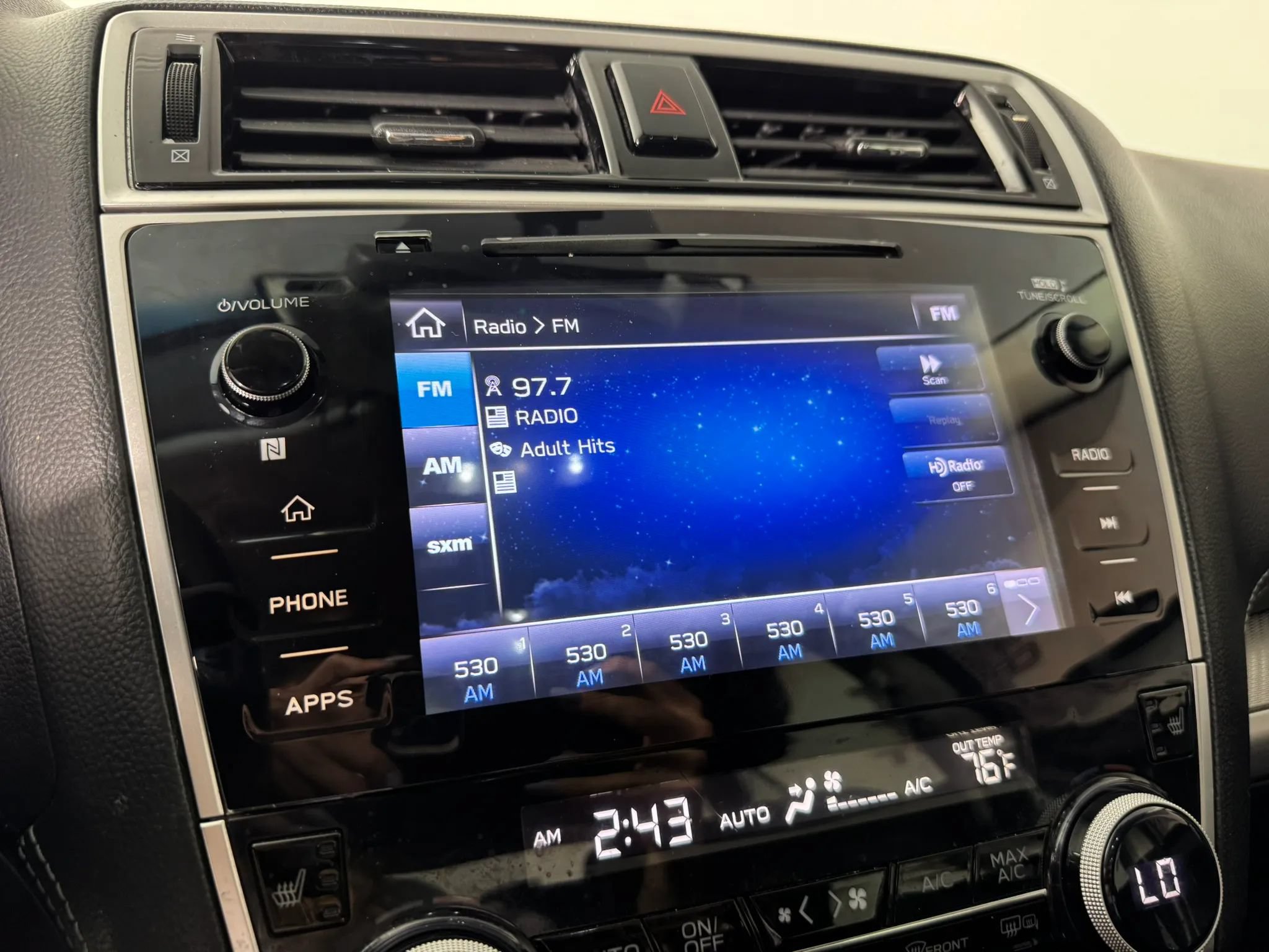 Used 2018 Subaru Outback 2.5i Premium AWD/4WD image 18