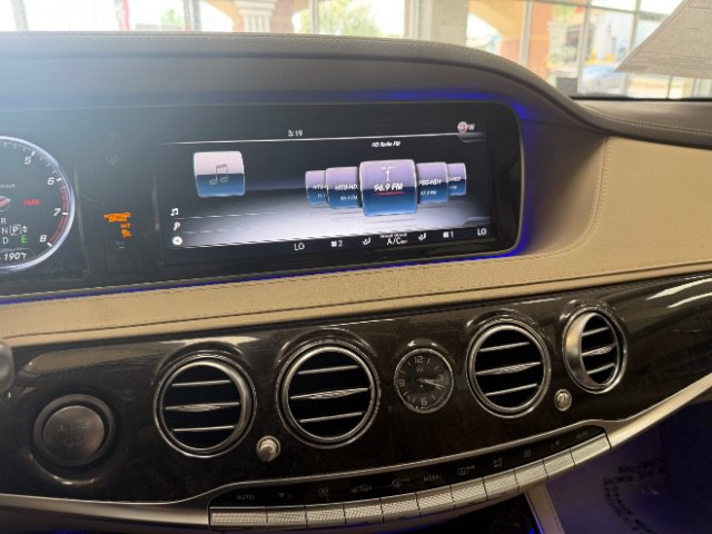 Used 2015 Mercedes-Benz S 550 Sedan image 9