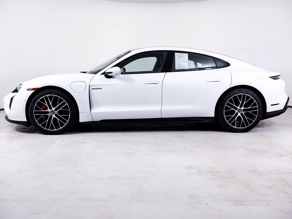 Certified 2024 Porsche Taycan GTS image 2