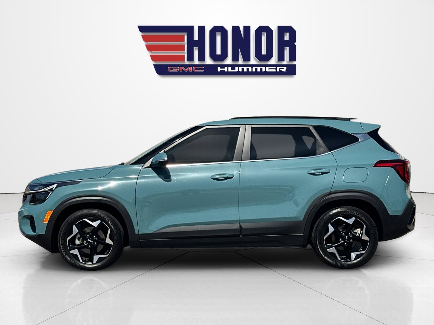 Used 2025 Kia Seltos EX w/ EX Sunroof Package FWD image 7