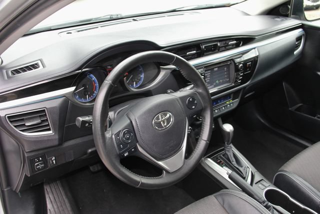 Used 2014 Toyota Corolla S FWD image 18