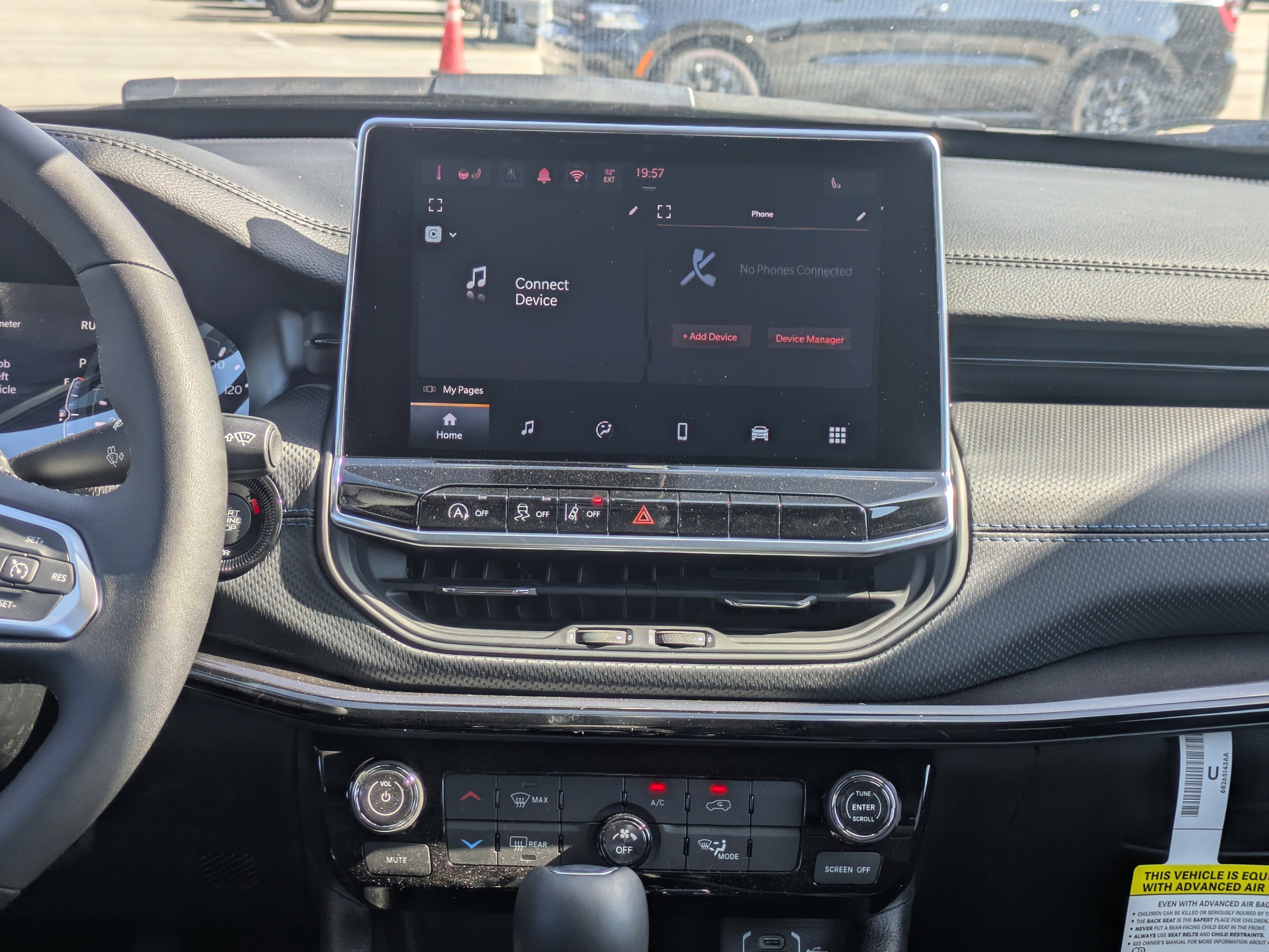 New 2026 Jeep Compass Latitude image 19