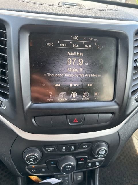 Used 2015 Jeep Cherokee Latitude w/ Cold Weather Group image 3