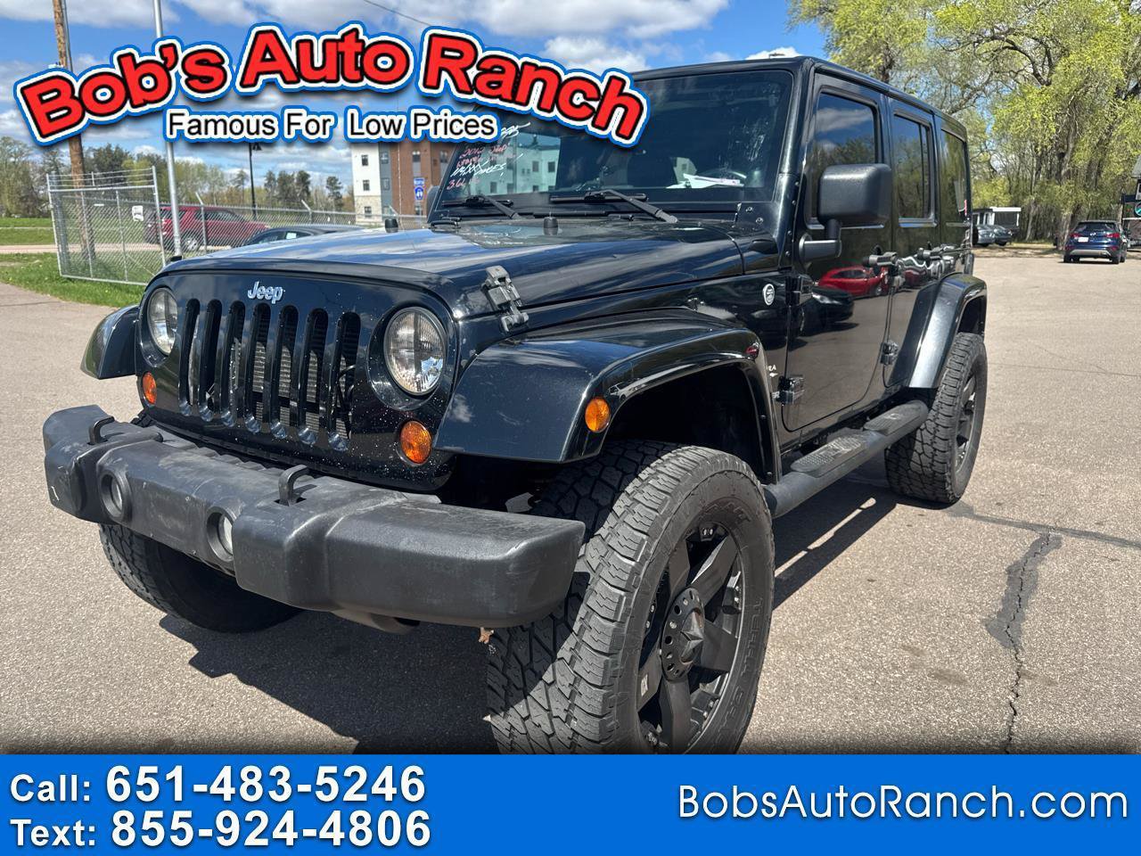 Used 2012 Jeep Wrangler Unlimited Sahara w/ Connectivity Group AWD/4WD image 1
