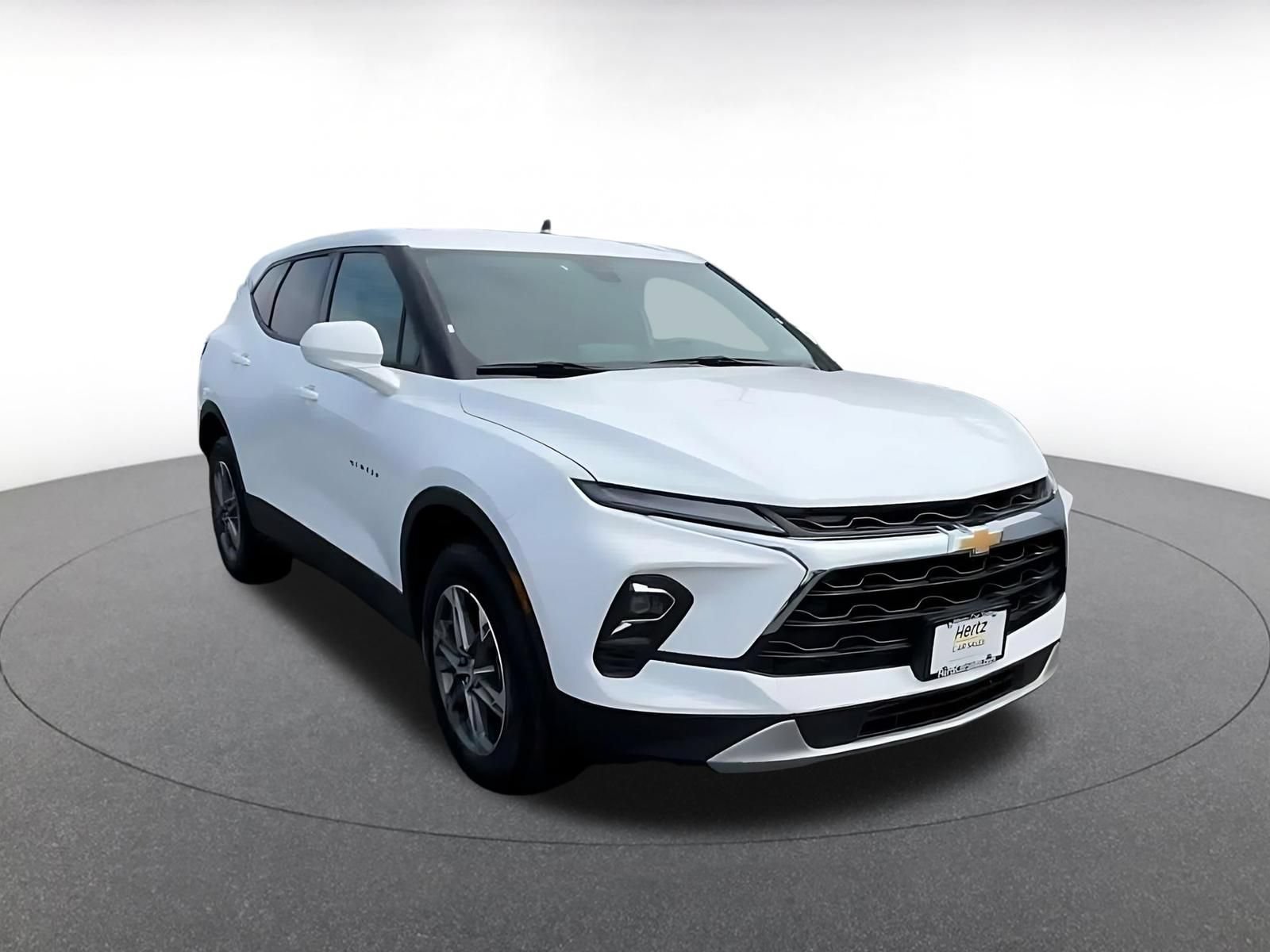 Used 2026 Chevrolet Blazer LT AWD/4WD image 3