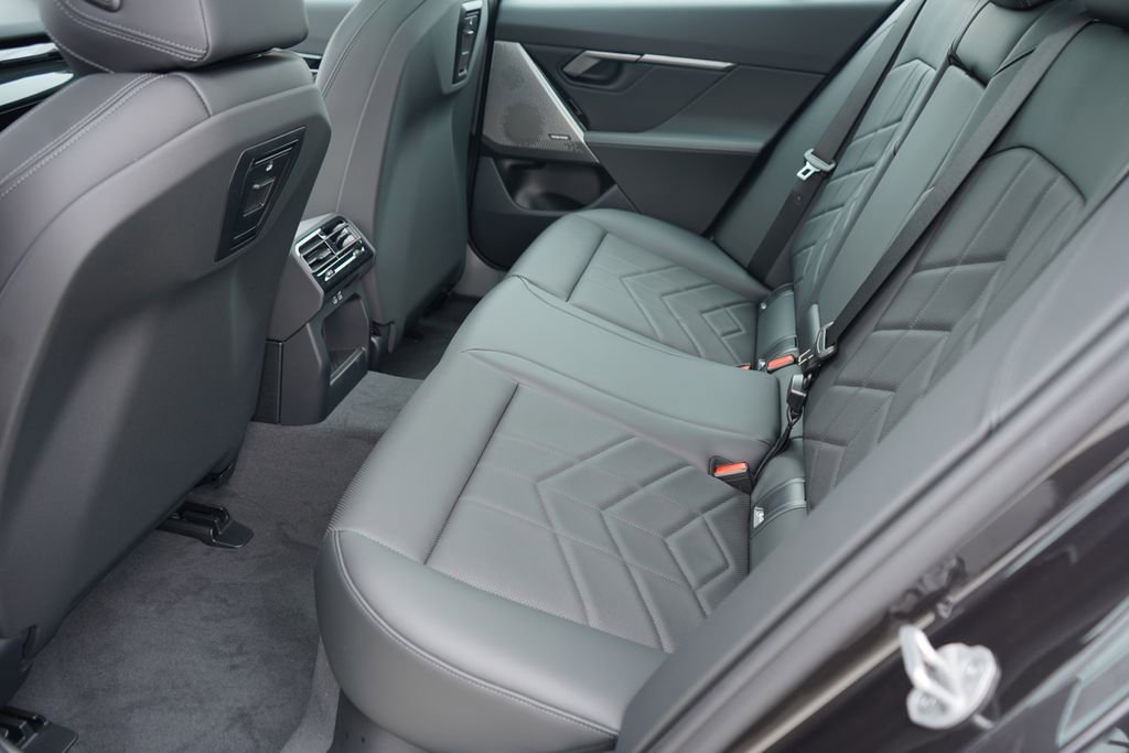 Used 2026 BMW i5 eDrive40 image 20