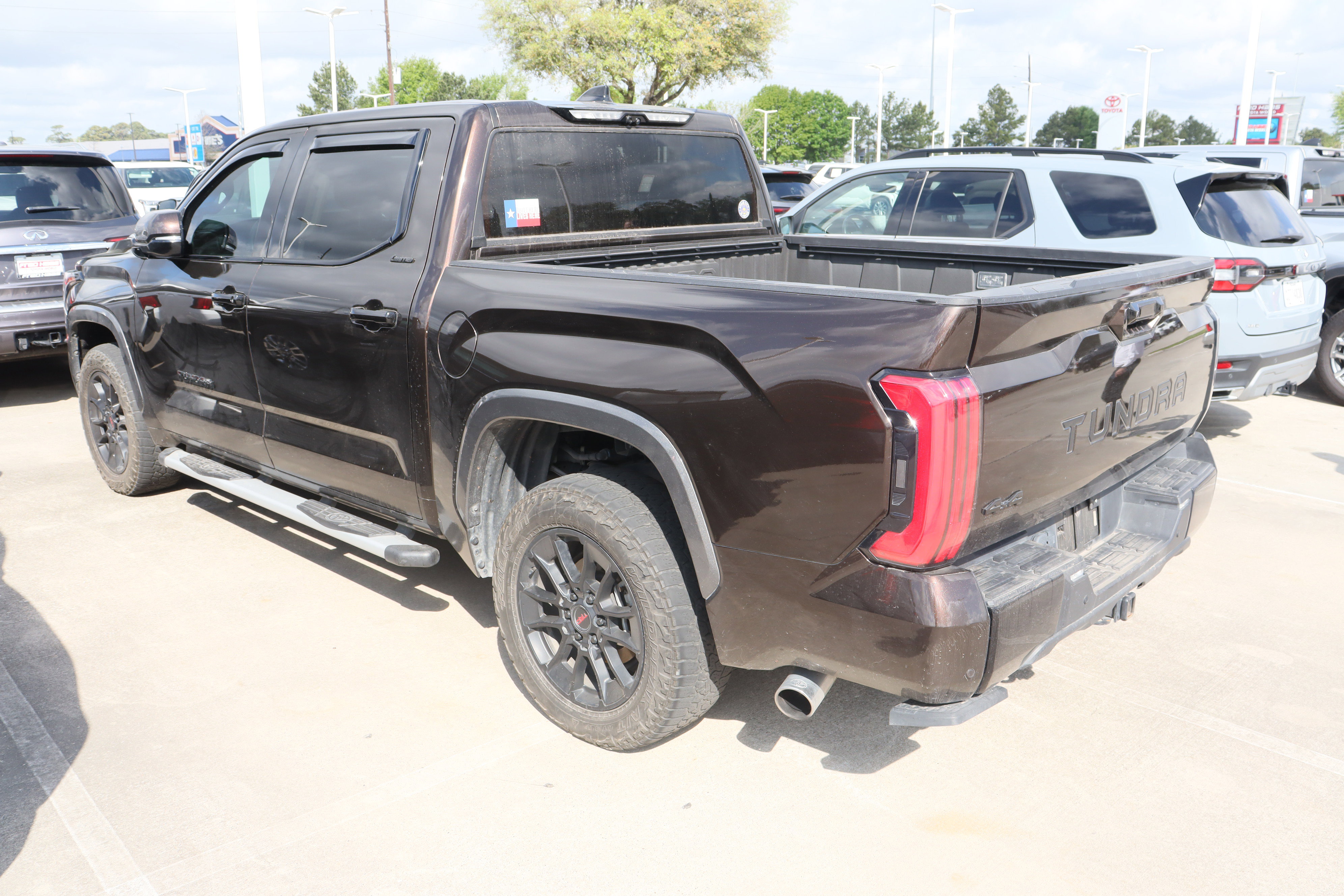 Used 2023 Toyota Tundra Limited image 6