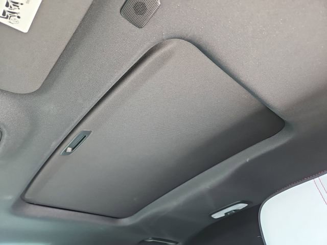 Used 2024 GMC Canyon AT4X AWD/4WD image 12