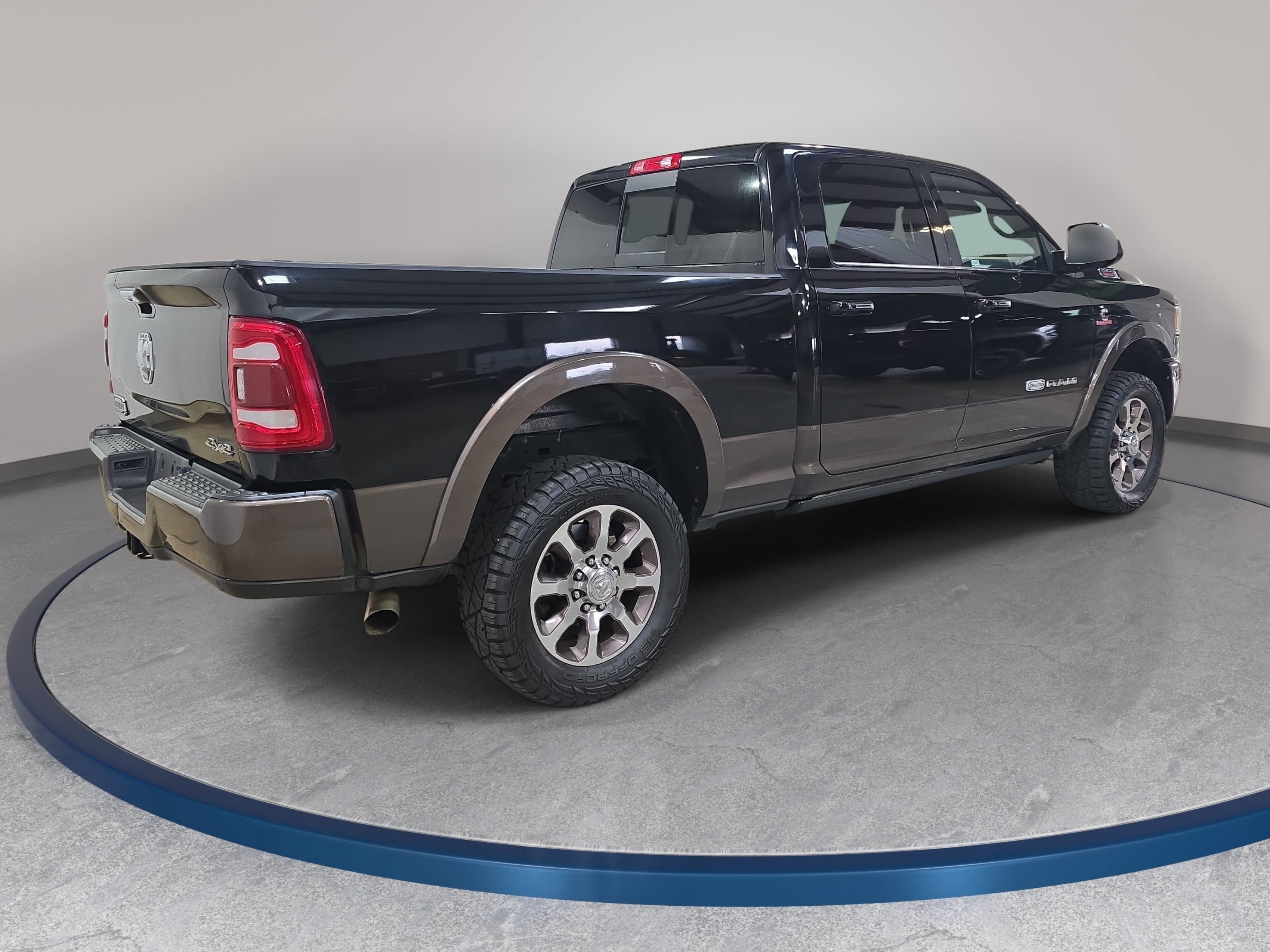 Used 2022 RAM 2500 Limited AWD/4WD image 6