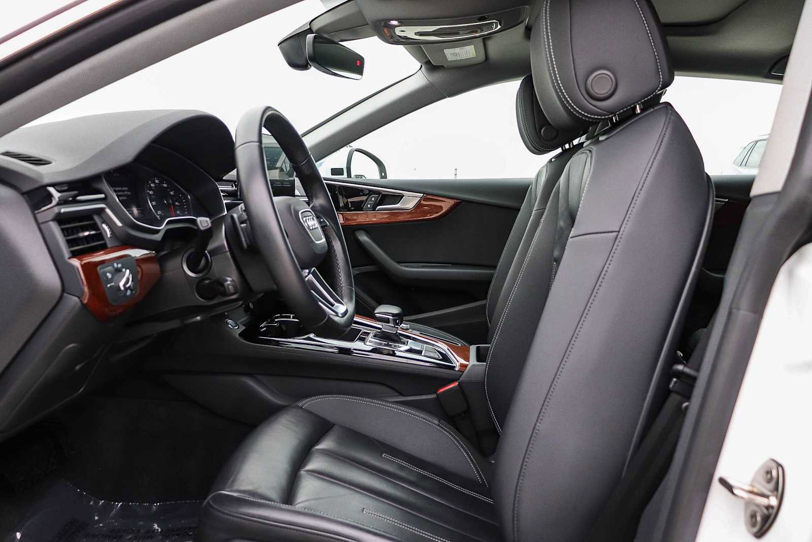 Used 2024 Audi A5 2.0T Premium image 24