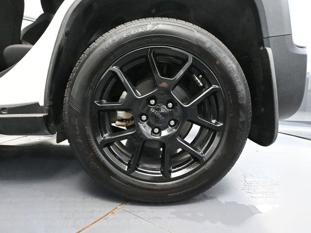 Used 2020 Jeep Renegade Altitude image 13