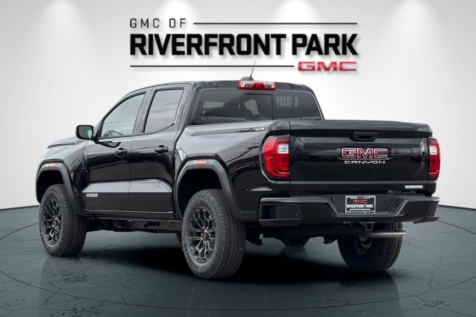 New 2026 GMC Canyon Elevation image 5