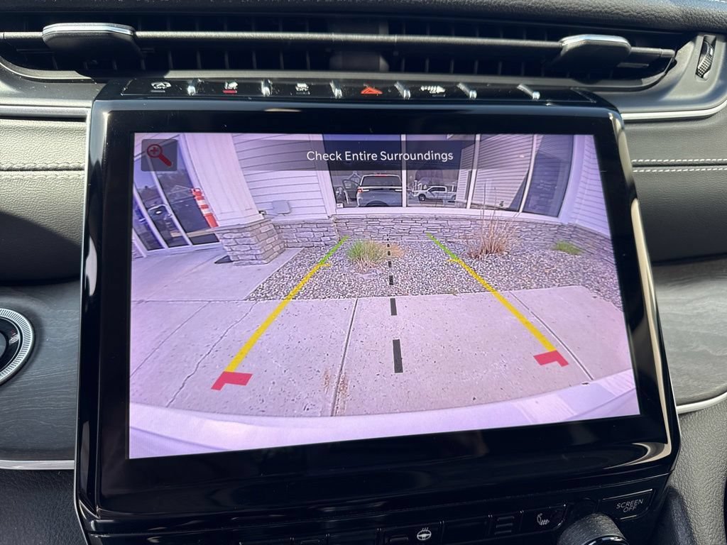 Used 2023 Jeep Grand Cherokee Limited w/ Trailer Tow Prep Group (B) AWD/4WD image 44